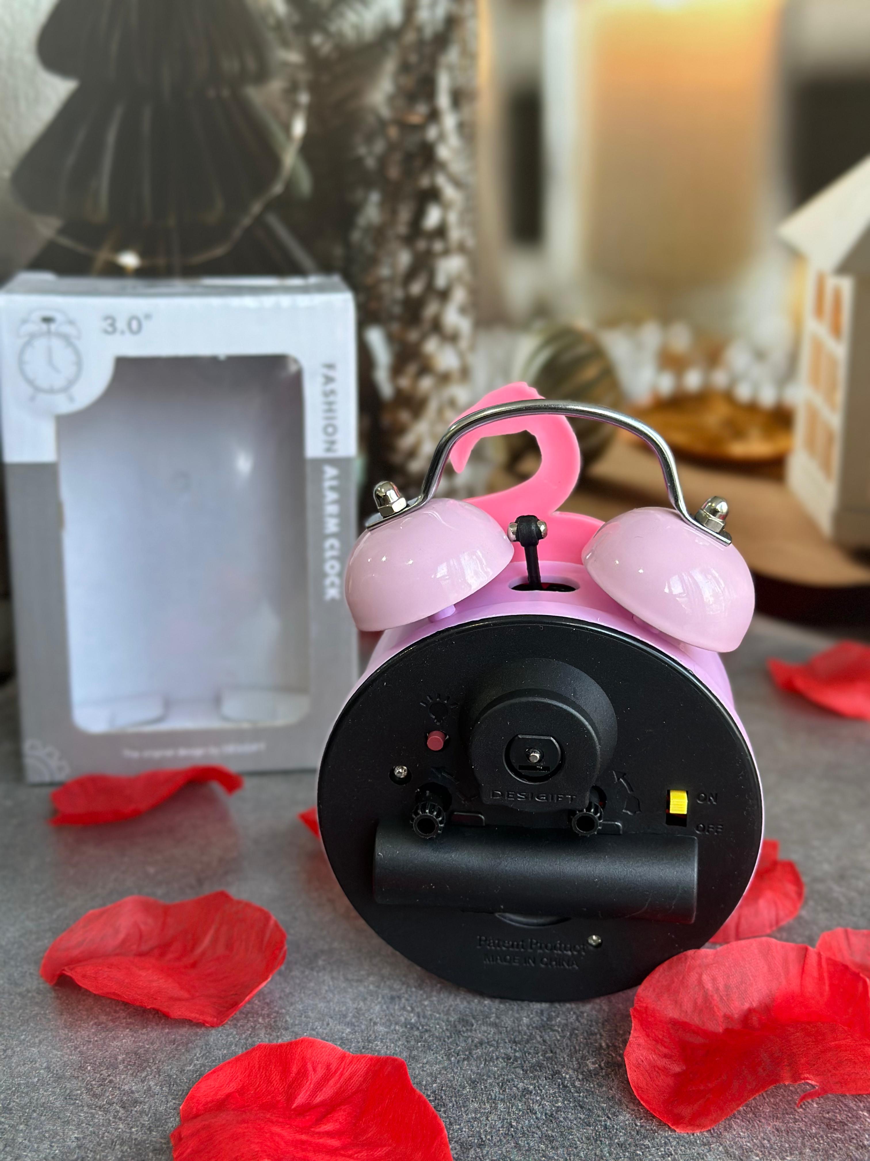 Pembe Flamingo Tasarımlı Çalar Saat