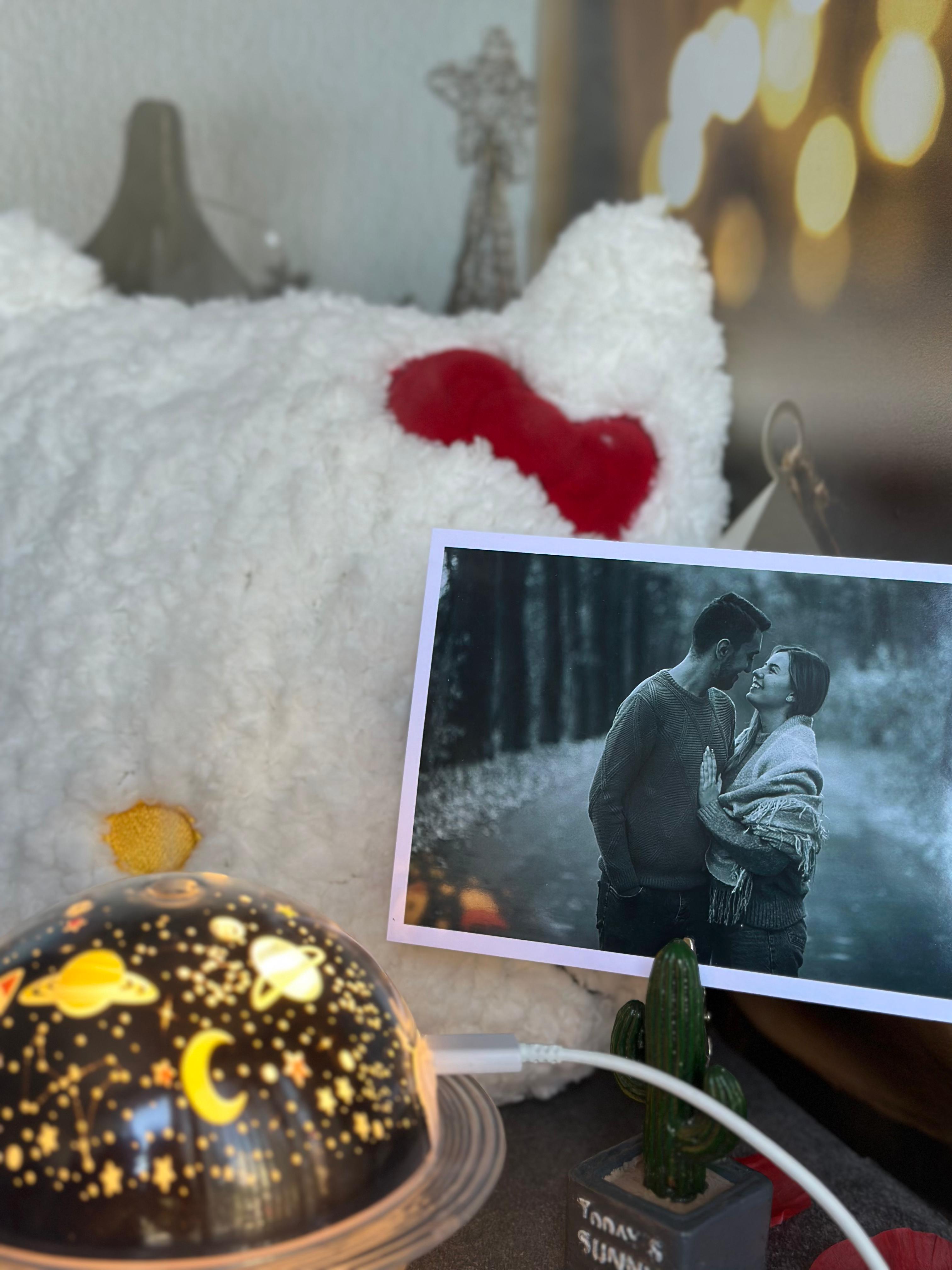 Kişiye Özel Tasarlanabilir Fotoğraf Çerçevesi, Nemlendirici ve Hello Kitty Yastık Seti