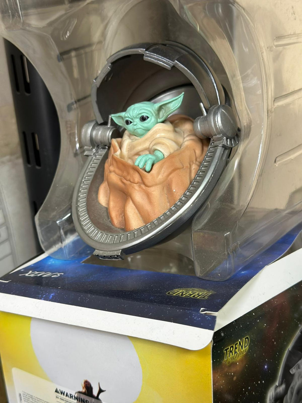 Baby Yoda Figür