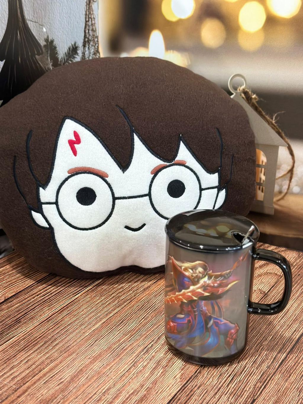 Renk Değiştiren LOL Kupa Bardak ve Harry Potter Yastık Hediye Seti
