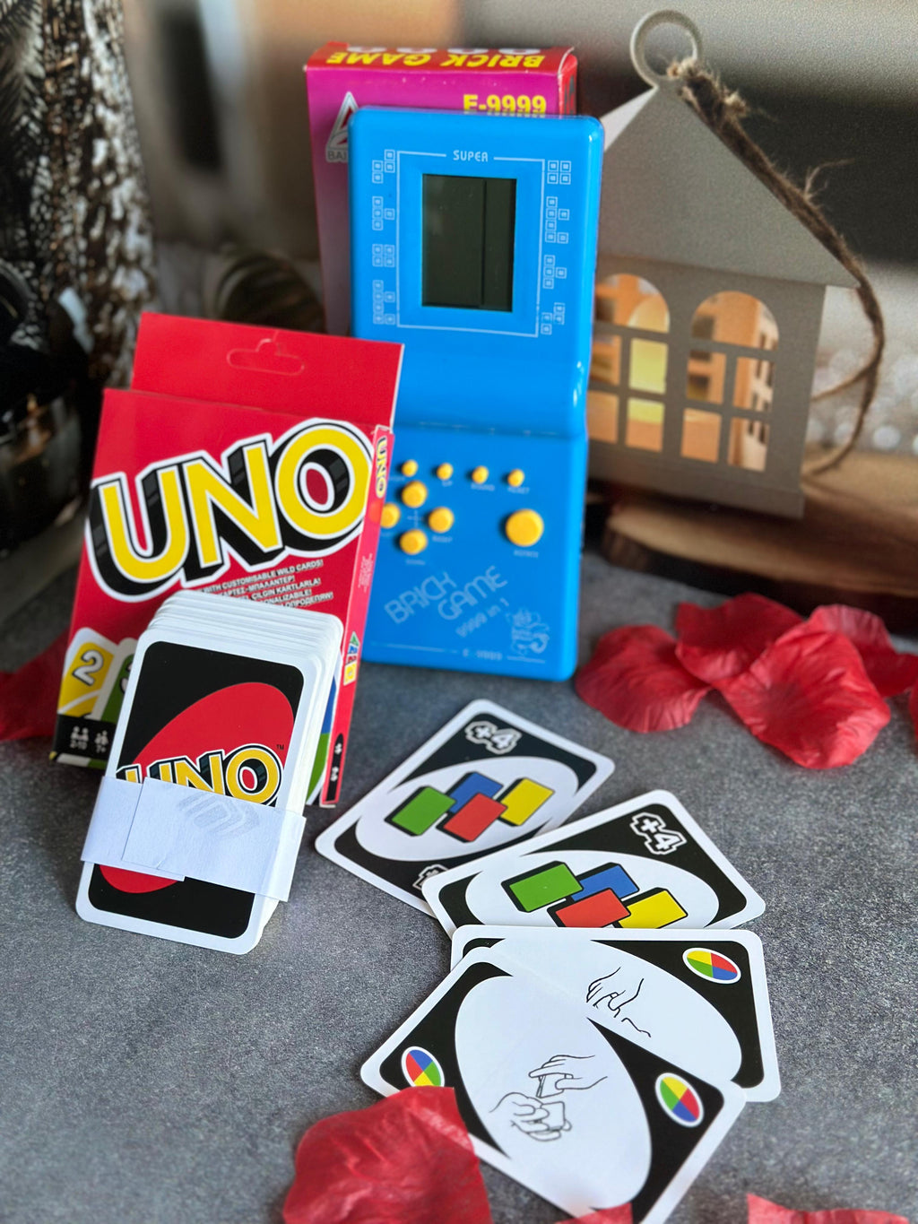 Uno ve Oyun Seti